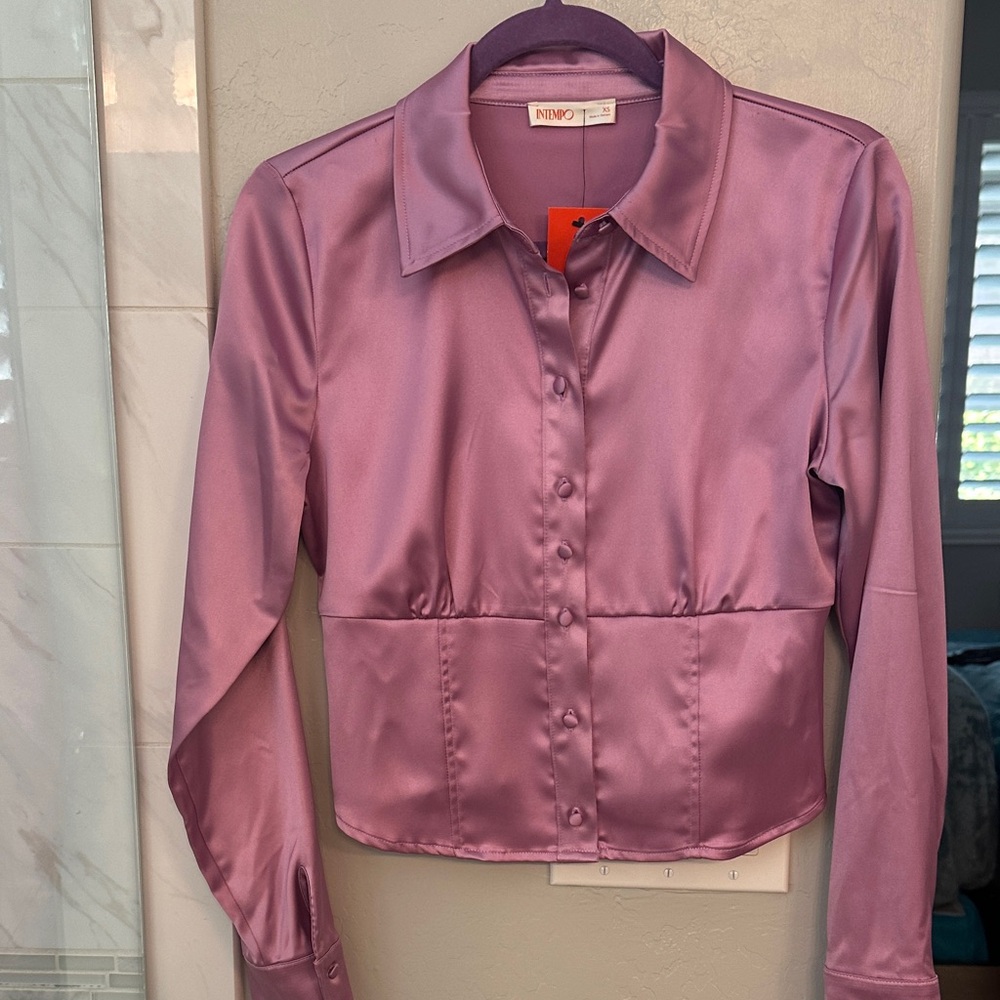Intempo Mauve Satin Button-Down Shirt
NWT